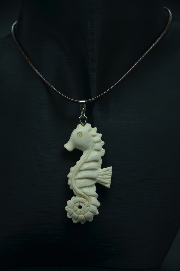 Seahorse Pendant Meerschaum Necklace