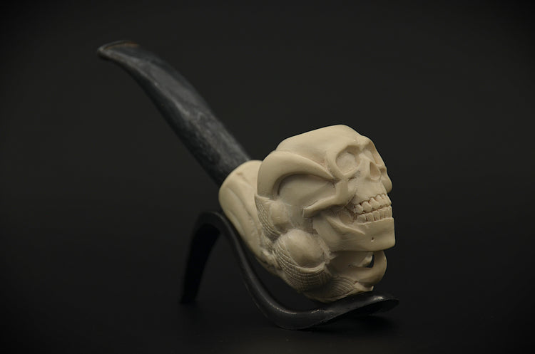 Anatomical Skull Art Meerschaum Pipe