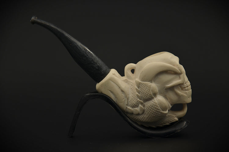 Anatomical Skull Art Meerschaum Pipe