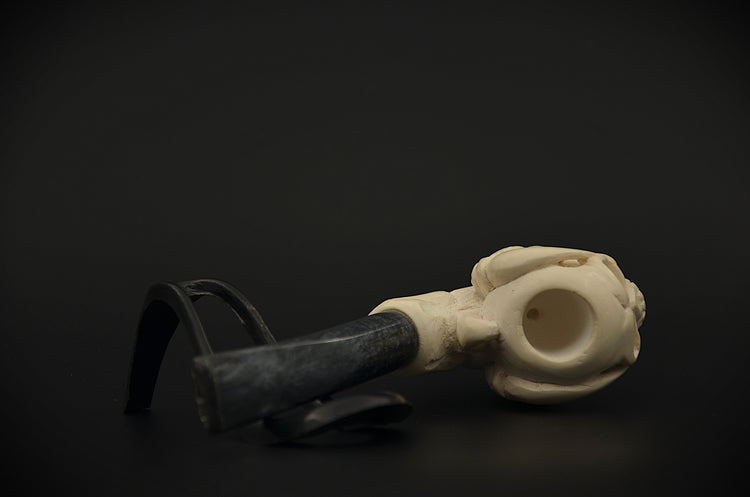 Anatomical Skull Art Meerschaum Pipe