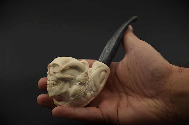 Anatomical Skull Art Meerschaum Pipe
