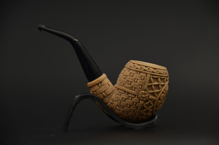 Carved Classic Meerschaum Pipe