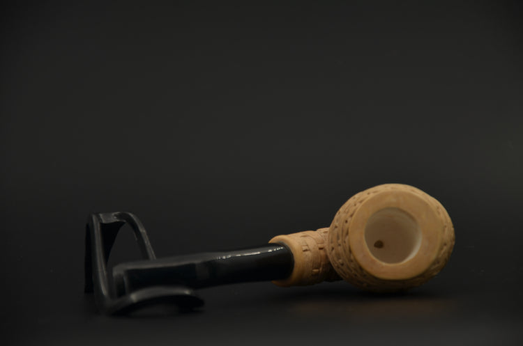 Carved Classic Meerschaum Pipe