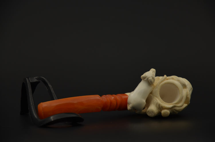 Dog Figure Meerschaum Pipe