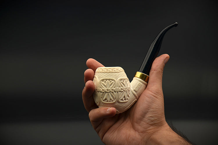 Patterned Carved Classic Meerschaum Pipe