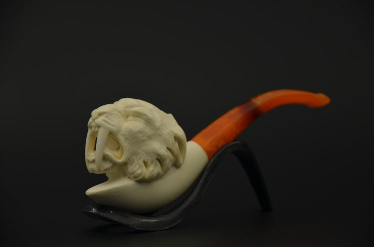 Roaring Tiger Head Meerschaum Pipe