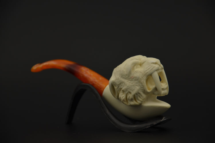 Roaring Tiger Head Meerschaum Pipe