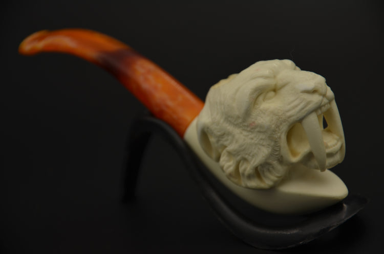 Roaring Tiger Head Meerschaum Pipe
